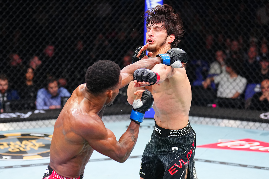 2026年3月22日UFC格斗之夜270 – 直播[赛后视频] 埃夫洛耶夫VS墨菲 | UFC London/UFC Fight Night 270 – Evloev vs. Murphy – Mar 21-图片2