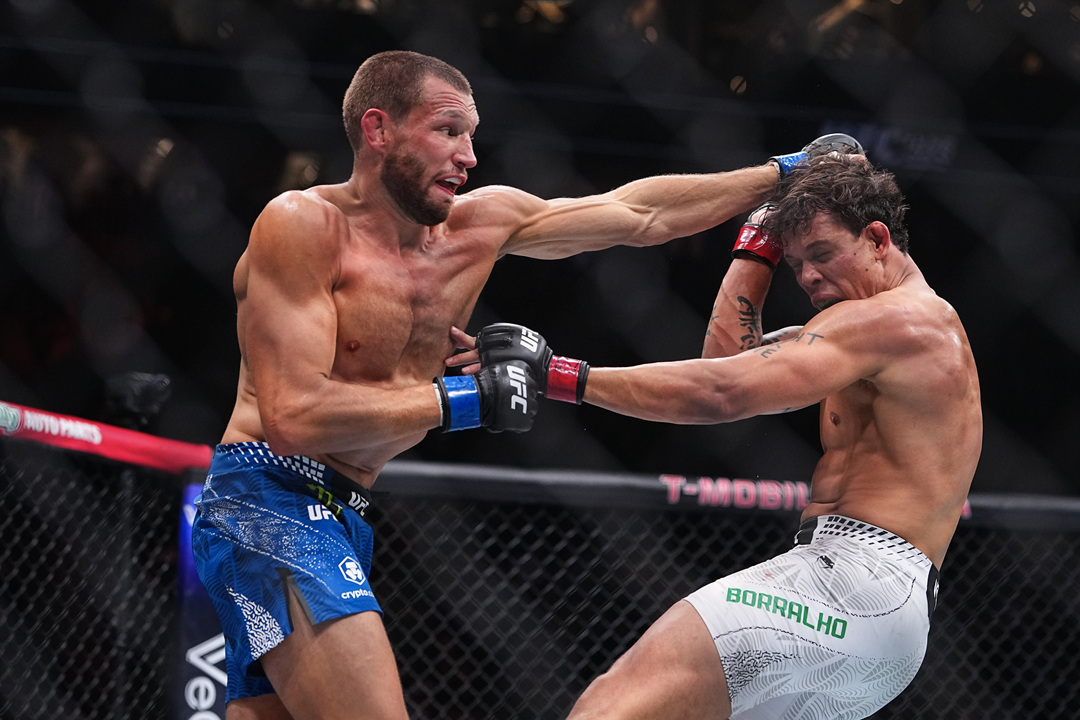 2026年3月8日UFC 326 – 直播[赛后视频] 霍洛威VS奥利维拉 2 | Holloway vs. Oliveira 2 | Ultimate Fighting Championship-图片2