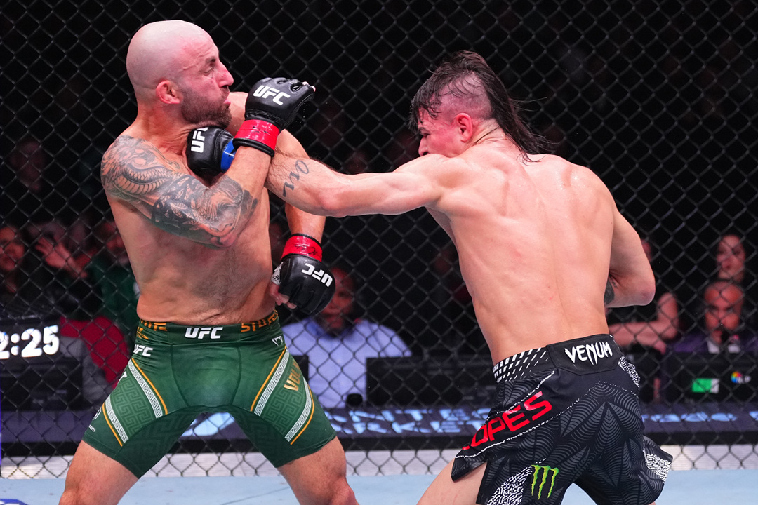 2026年2月1日UFC 325 – 直播[赛后视频] 沃尔卡诺夫斯基VS洛佩斯 | Volkanovski vs. Lopes 2 | Ultimate Fighting Championship-图片3